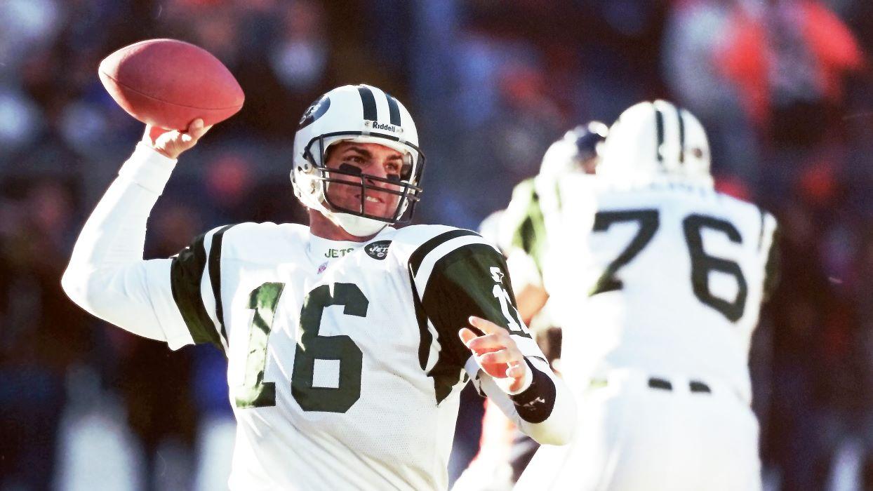 New York Jets Vinny Testaverde (16) passes against the Broncos during the Bronco s defense during the AFC Championship game at Mile High Stadium in Denver on Jan 17, 1999. / Frank Becerra Jr./The Journal News / USA TODAY NETWORK