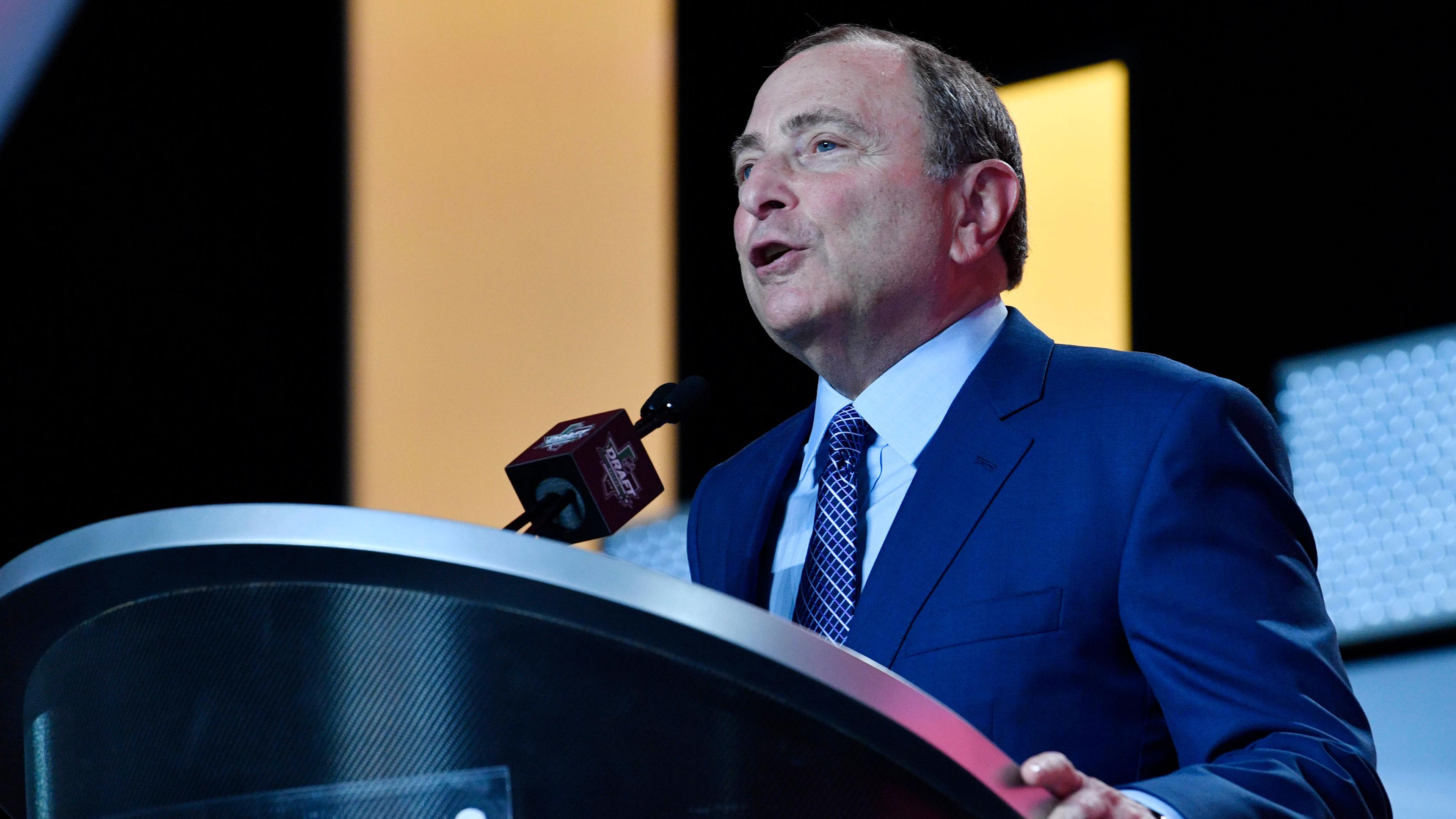 Jun 22, 2018; Dallas, TX, USA; NHL commissioner Gary Bettman speaks in the first round of the 2018 NHL Draft at American Airlines Center. / Jerome Miron-USA TODAY Sports