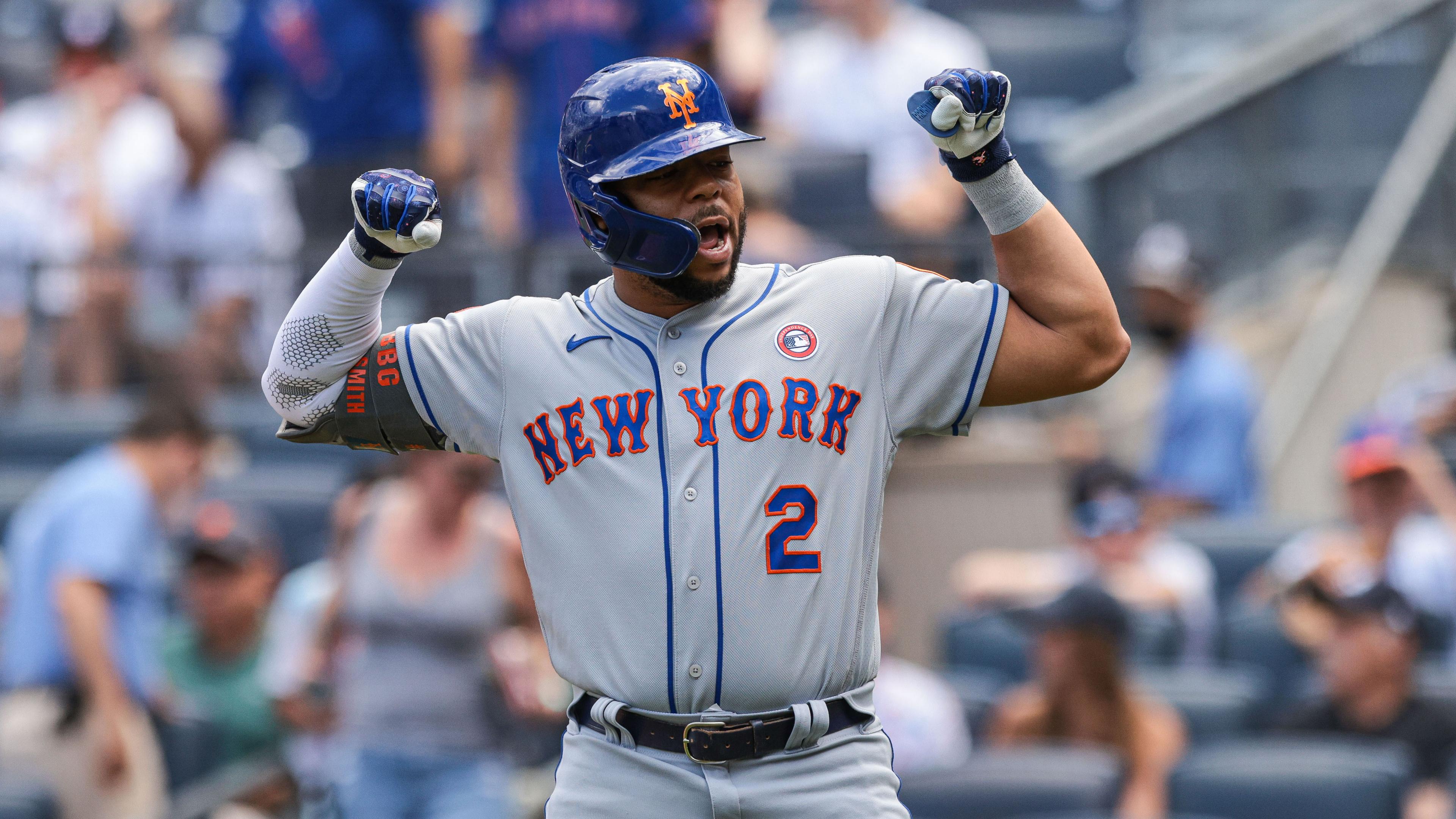 New York Mets first baseman Dominic Smith (2) reacts after hitting a solo home run during the first inning against the New York Yankees at Yankee Stadium. / Vincent Carchietta-USA TODAY Sports